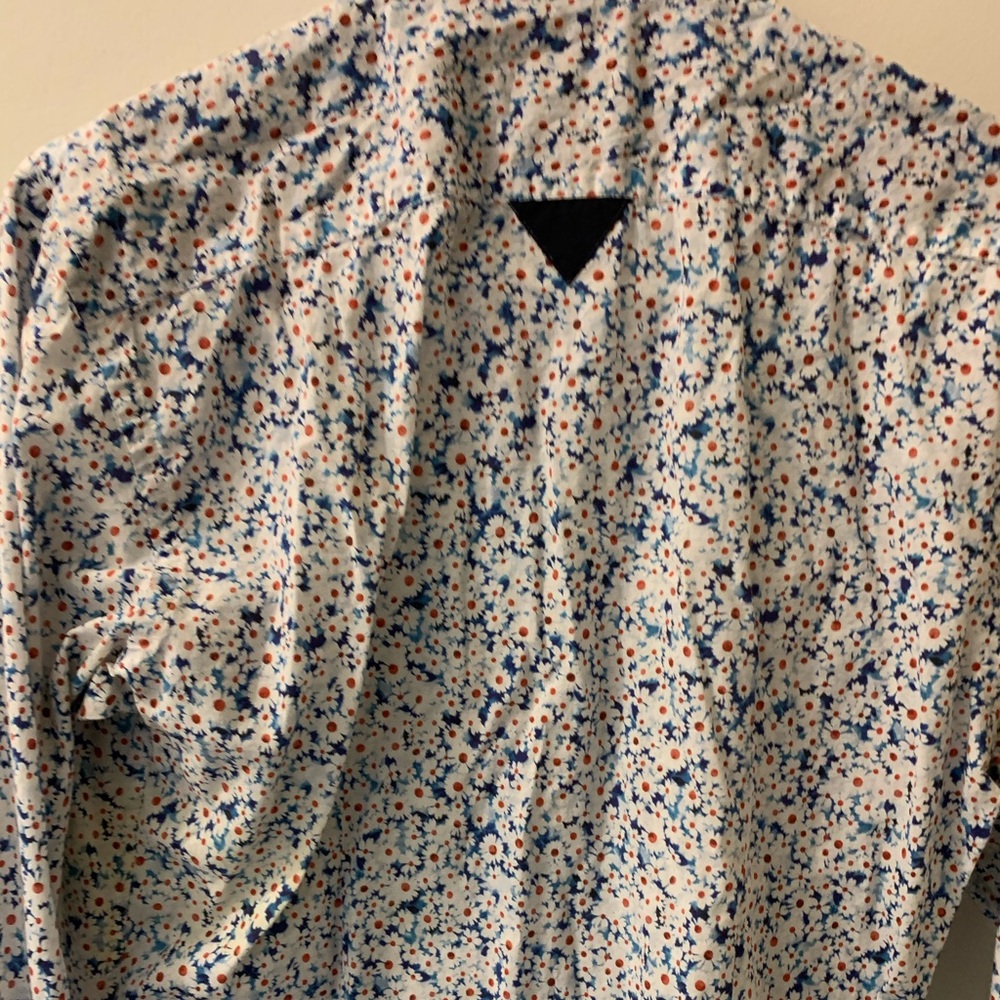 Shirt - Picture 3 of 3